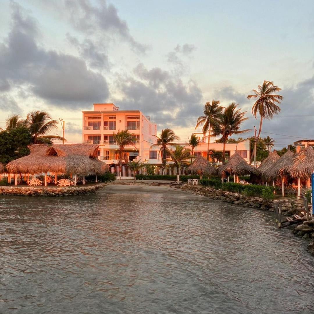 Hotel La Fragata Covenas Exterior photo